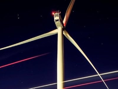 Flash Technology's experts review North American obstruction lighting for North American Windpower article