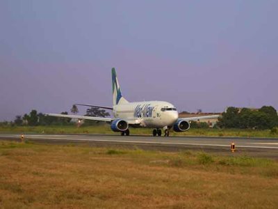 10 airports in Nigeria employ solar airfield lighting to mark their runways