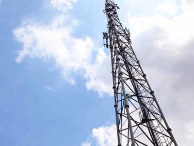 cell tower lights must be monitored for FAA compliance